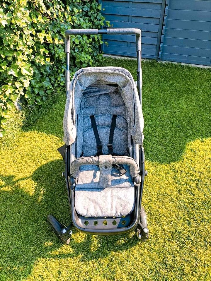 Kinderwagen / Buggy Britax in Himmelpforten