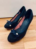 Pumps von Tommy Hilfiger Gr. 39 Blau Damen Schuhe super Zustand!! Nordrhein-Westfalen - Neuss Vorschau