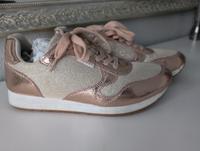 Mustang Sneaker Rosegold Creme Gr.40 Nordrhein-Westfalen - Nordkirchen Vorschau