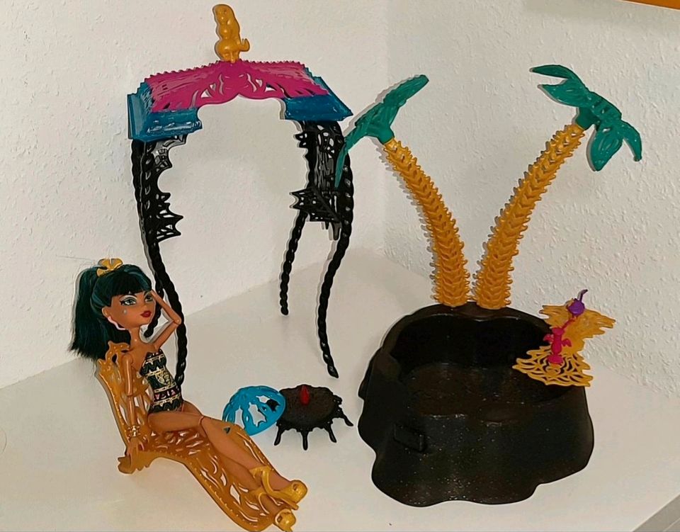 Monster High Cleo De Nile 13 Wishes Dessert Frights Oasis in Barsinghausen