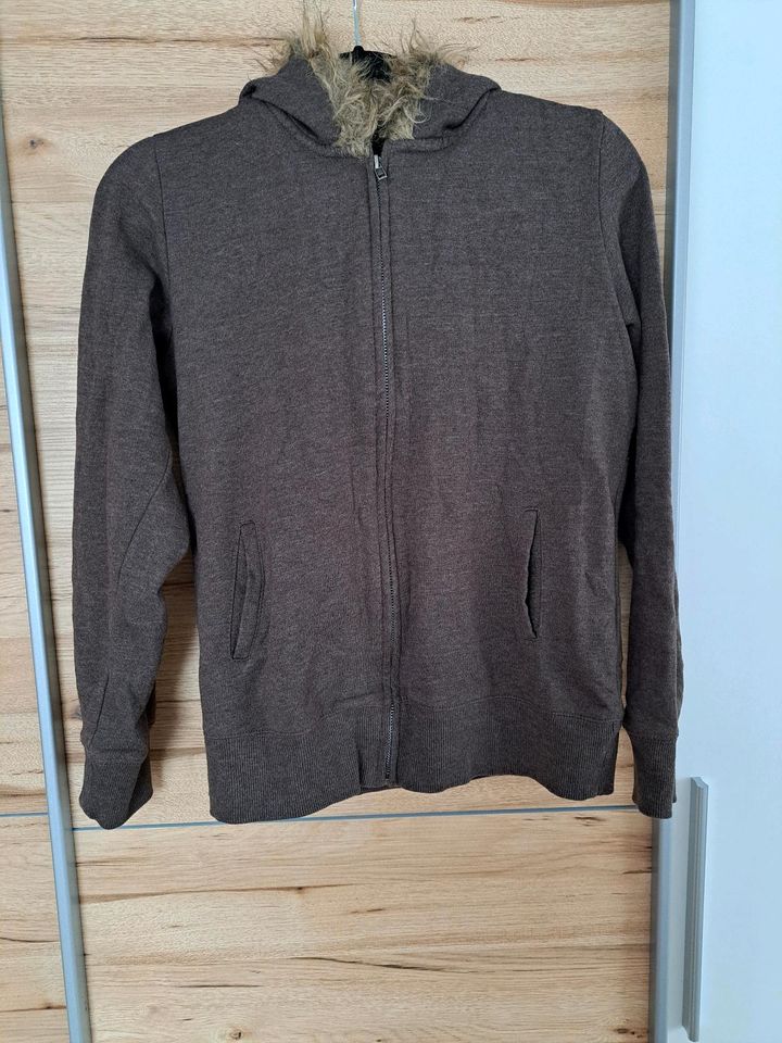 Jacke Sweatjacke braun Damen Janina 38 in Oberbergkirchen