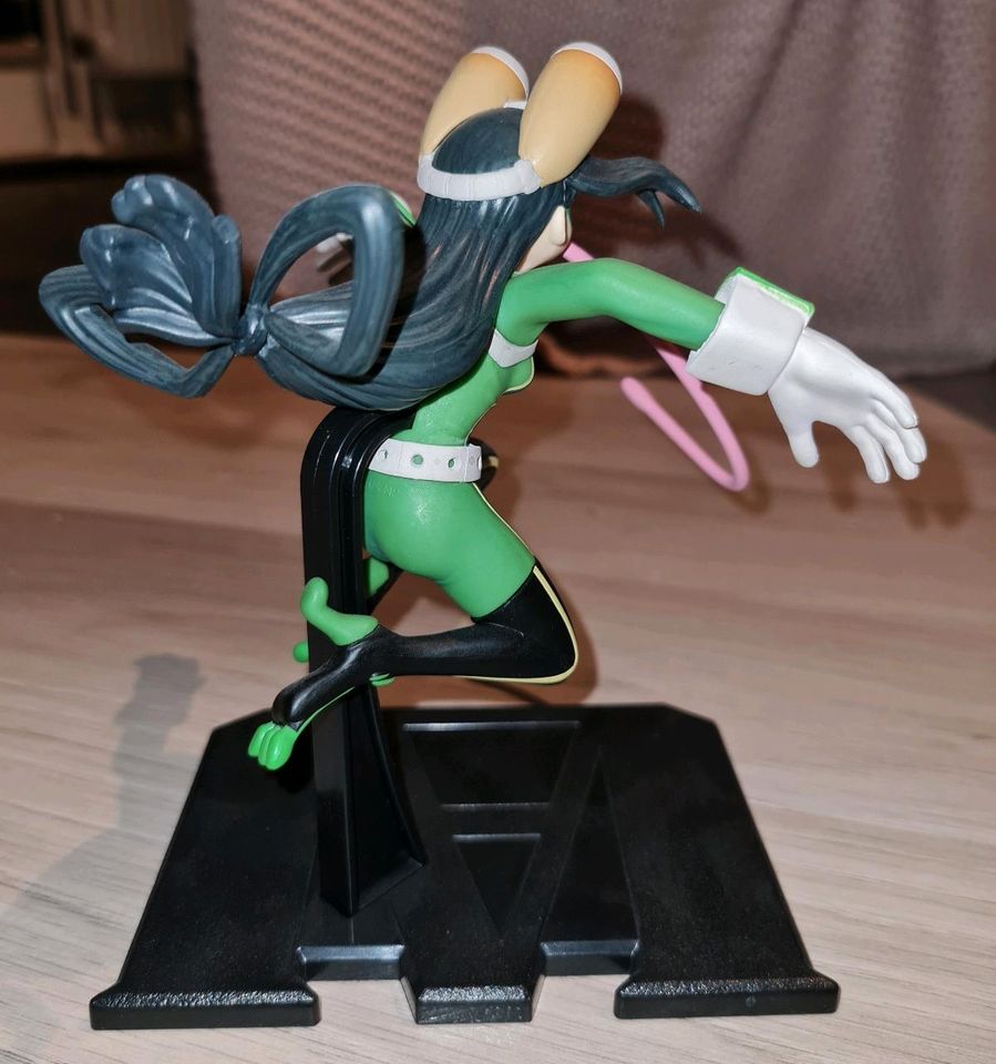 My Hero Academia SFC Tsuyu Asui Figur in Weil der Stadt