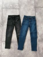 Jungen Kleiderpaket Jeans Jeanshose schwarz blau 2er 146/152 Bayern - Neu Ulm Vorschau