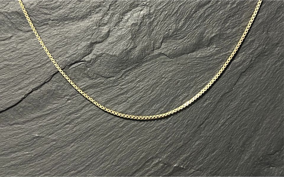 Kette / 333 (8ct.) Gelbgold / Goldkette / Goldschmuck / S856 in Berlin