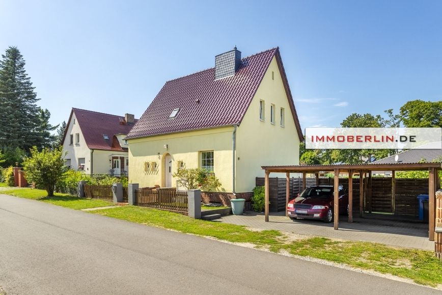 IMMOBERLIN.DE - Familienfreundliches Haus mit Südgarten in angenehmer Lage in Rietz