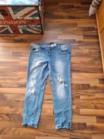 Jeans Hose Damen hellblau mit Löchern Bodyflirt Größe 48 Baden-Württemberg - Heimsheim Vorschau