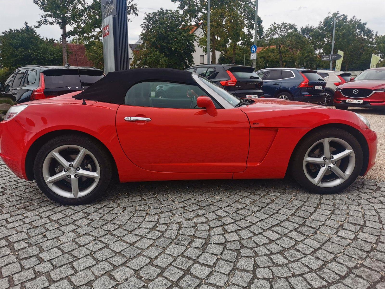 Abbildung des Autos Opel GT - - Sommerfahrze…
