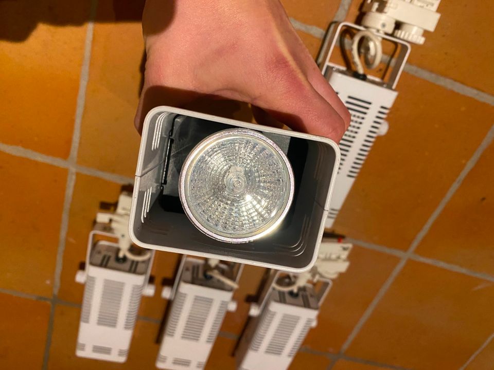 5 Designleuchten + Stromschienen Schaufenster Ladenbeleuchtung in Treuen