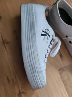 Verkaufe CK Sneakers Gr 40 Niedersachsen - Bad Pyrmont Vorschau