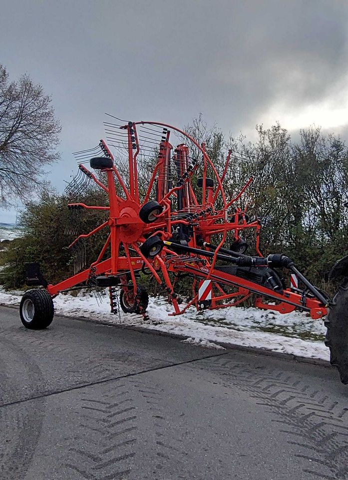 KUHN Mittelschwader GA 8731 Bj. 18, Einsatz 2019 in Marsberg