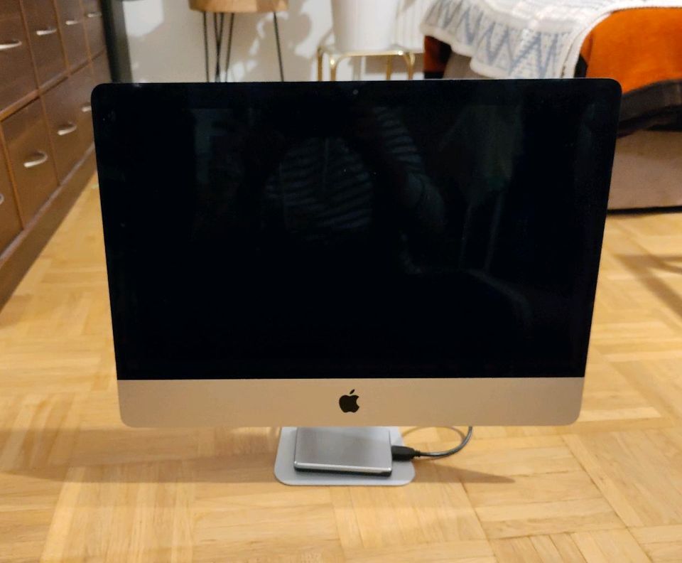 Apple PC iMac 21,5 Zoll 4 K 2015 1 TB SSD + 1 HDD Mac Computer in Hannover