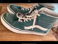 Vans 40,5 Sneaker Chucks Schuhe Boots Turnschuhe BMX Sachsen-Anhalt - Magdeburg Vorschau