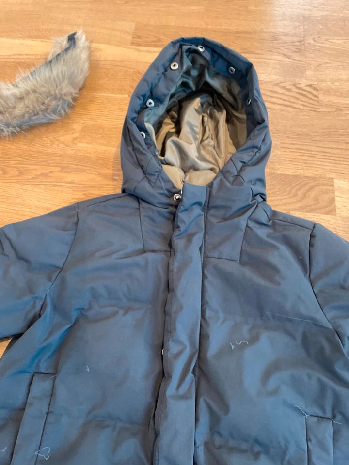 Winterjacke Daunen Gr 116 Zara in Hatzenbühl