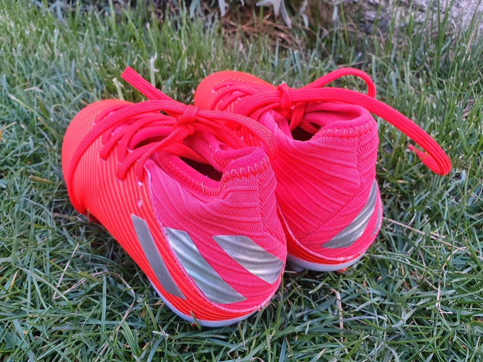 Fußballschuhe Adidas Nemeziz Größe 28 in Weimar