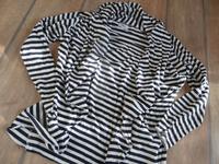 Leichte Strickjacke / Cardigan M  blau weiß gestreift Schalkragen Düsseldorf - Friedrichstadt Vorschau