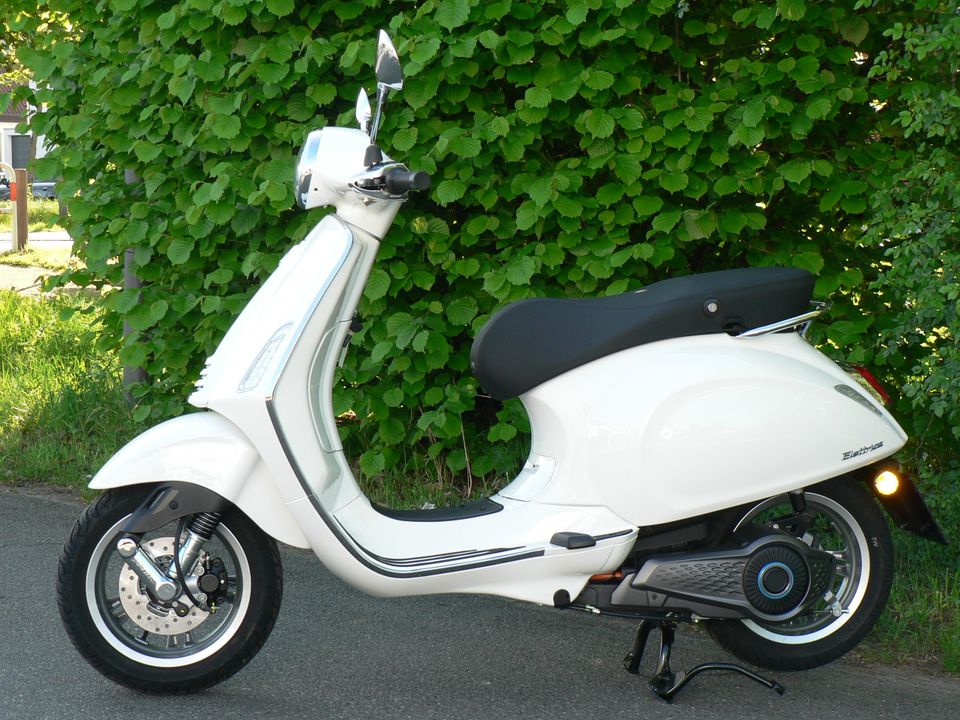 Vespa Primavera Elettrica 45 in Griesheim