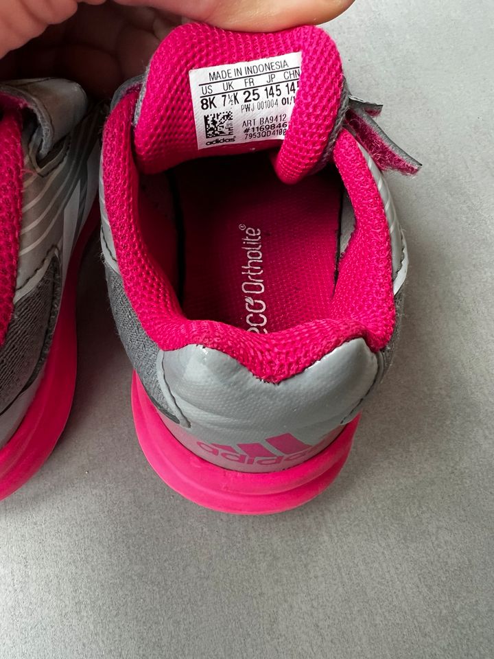 Adidas Sneaker Schuhe pink/grau Gr. 25 in Lienen