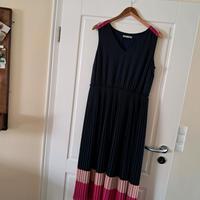 Kleid Damenkleid Schützenfest Abikleid Abendkleid lang Plissee 42 Nordrhein-Westfalen - Rhede Vorschau