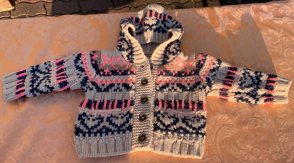 Strickjacke Kinder Mädchen 1 1/2 - 2 Jahre in Luckau-Görlsdorf