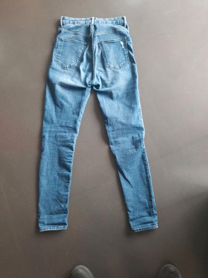 Jeans blue Gr. 36 in Wannweil