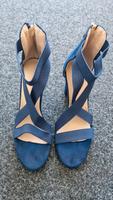 Sandalen Blockabsatz Riemchen blau Baden-Württemberg - Aichtal Vorschau