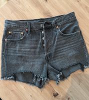 Levi’s Shorts in grau W 28 Berlin - Hohenschönhausen Vorschau