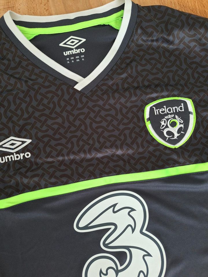 Irland Trikot Umbro XL - Ireland, Jersey, Fußball, Fifa in Kiel