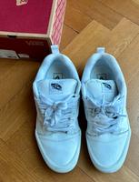 VANS knu skool Sneakers weiß leather Gr. 43 w. NEU Schwachhausen - Neu Schwachhausen Vorschau