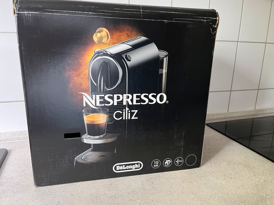 Nespresso Kaffeemaschine in Frankfurt am Main