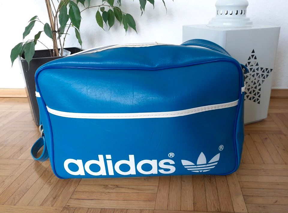 Adidas Tasche 70er 80er Jahre blau Made in Yugoslavia Art 4035 in Wuppertal