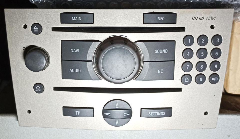 Autoradio Opel CD 60 Navi in Herrenberg