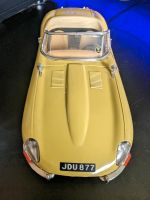 Modellauto gelber Jaguar E-Type Cabrio im Maßstab 1:18 von Bburag Niedersachsen - Nordstemmen Vorschau