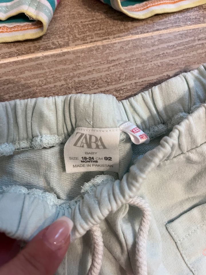 Shorts Set 92 H&M, Zara,… in Hatzenbühl