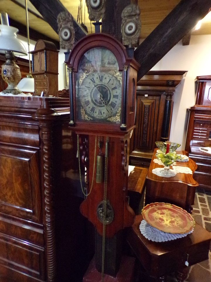 friesische Halbkastenuhr 1. Hälfte des 19 Jh.Staartklok Uhr in Aurich