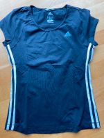 TOP! Adidas Shirt Gr. 40 schwarz Damen Sportoberteil climalite Hessen - Hofheim am Taunus Vorschau