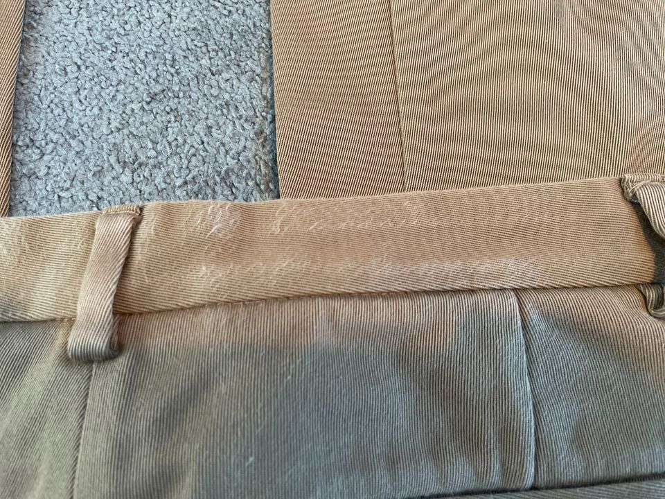 COS Chino Hose 50 braun/camel in Bad Bramstedt