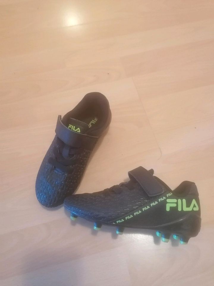 FILA Fussballschuhe in Beckum