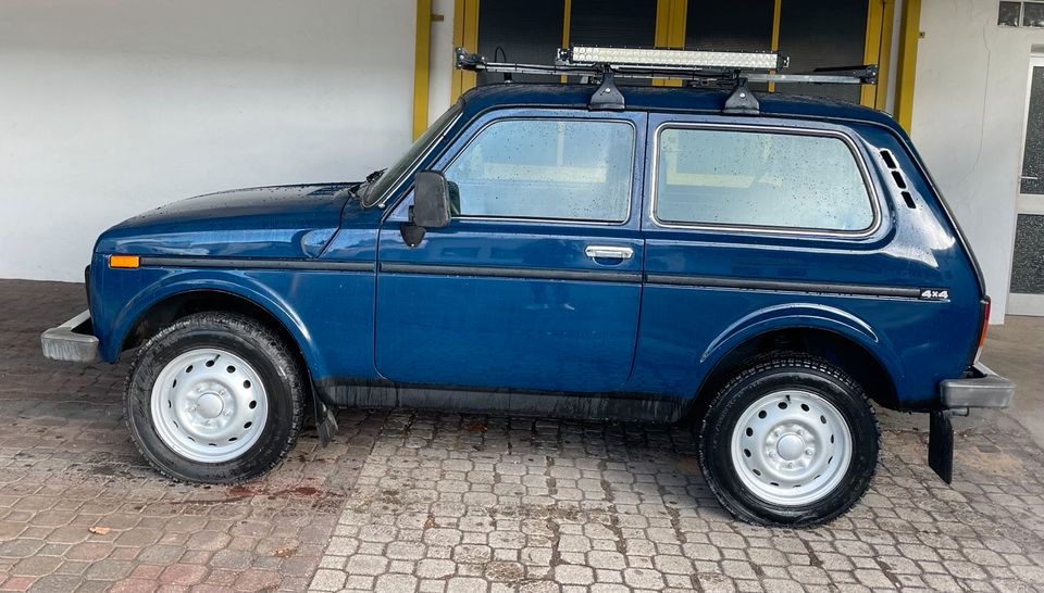 Lada Niva Allrad Tüv Neu Kein Rost in Nürnberg (Mittelfr)