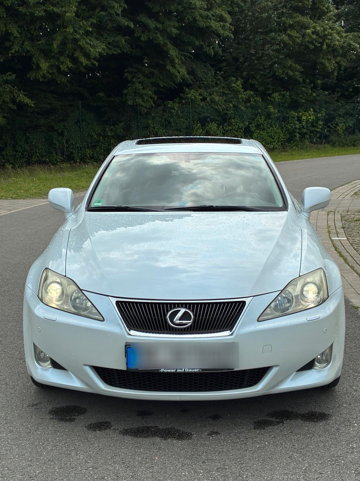 Abbildung des Autos Lexus IS 220D Vollaussta…