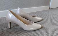 eleganter Pumps von Gabor, Gr. 5,5 Niedersachsen - Westoverledingen Vorschau