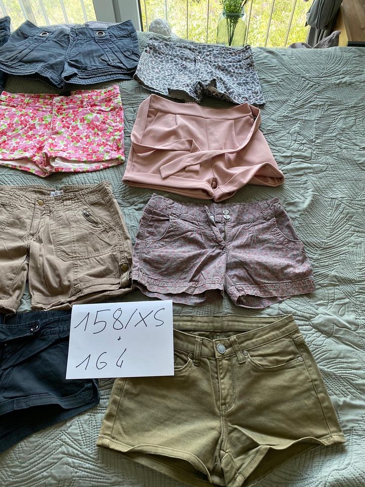 Kleidung Mädchen Shorts/Röcke Gr.158/164/XS ab 4€ VB/Stück in Nierstein