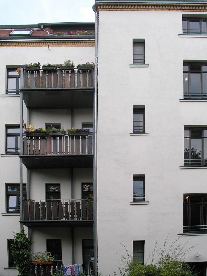 Traumhafte 3,5-4 Zimmer DG-Wohnung, Loggia, Aufzug, Parklage in Leipzig