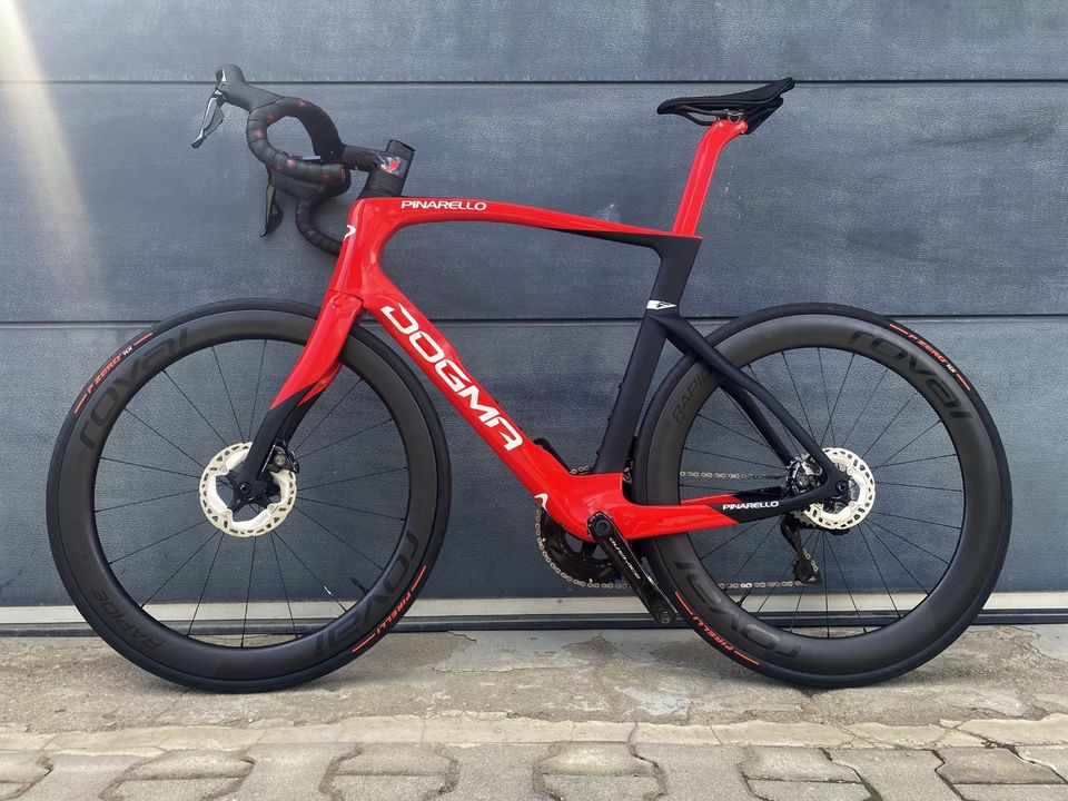 Pinarello Dogma F Disc + SRAM Red AXS (NEU, unregistriert) in Dresden