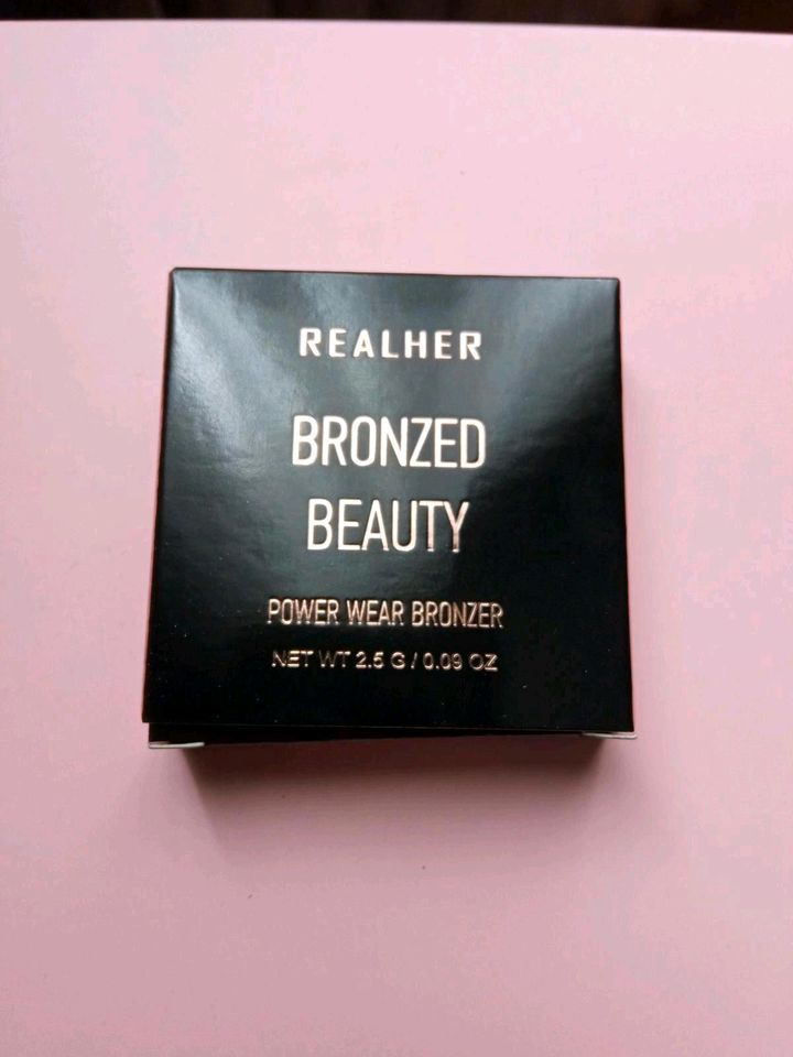 Neu! Bronzer "Realher" & L'Oreal Foundation in Krefeld