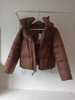 GAP Winterjacke Short Puffer Solid, Gr. S I UVP 149,00 Euro Hannover - Kirchrode-Bemerode-Wülferode Vorschau