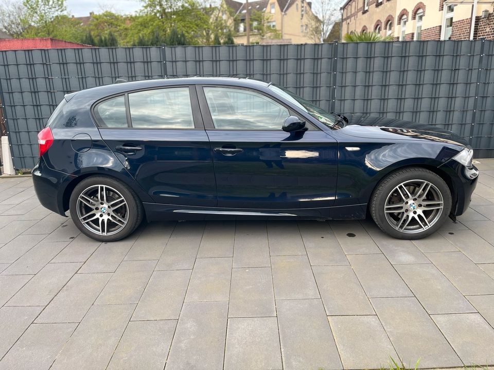 BMW 1er 120d TOP Zustand M-Austattung in Recklinghausen