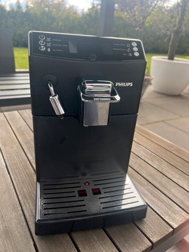 Philips HD8844/01 Kaffeevollautomat gut erhalten -Versand möglich in Ronnenberg