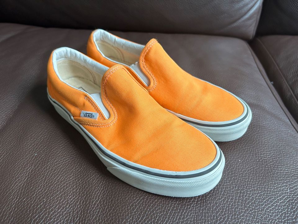 Vans Slip on ⚡ Gr. 37 in Berlin