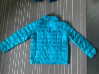 UNIQLO Kinderjacke Winterjacke Größe 140 Hessen - Neu-Isenburg Vorschau