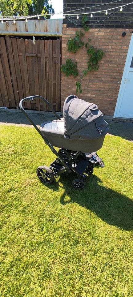 Kinderwagen  Hartan “Bellybutton" VIP in Nordhorn